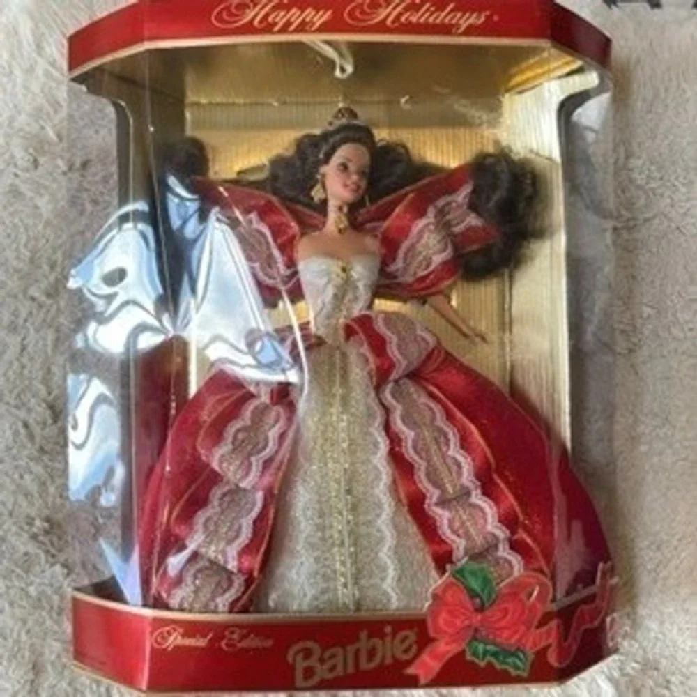 1996 Happy Holidays Barbie Special Edition Red Gown Brunette Mattel 15646 NIB
